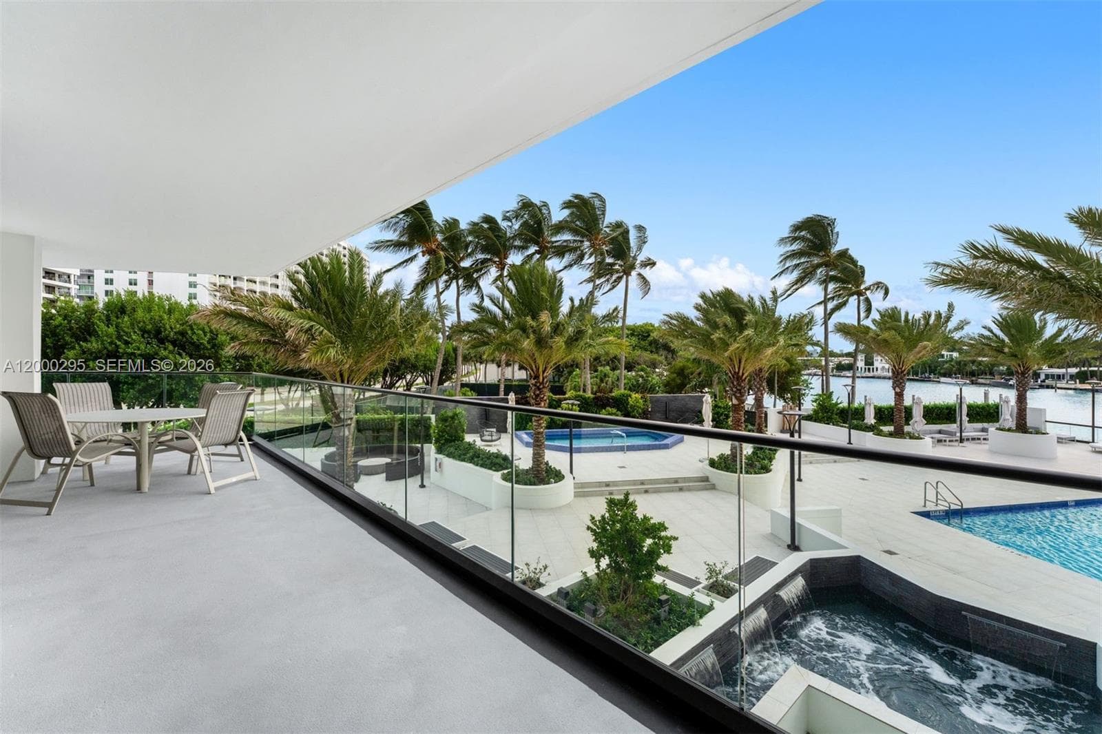 TOWERHOUSE CONDO · #304 in Miami Beach - Photo 1