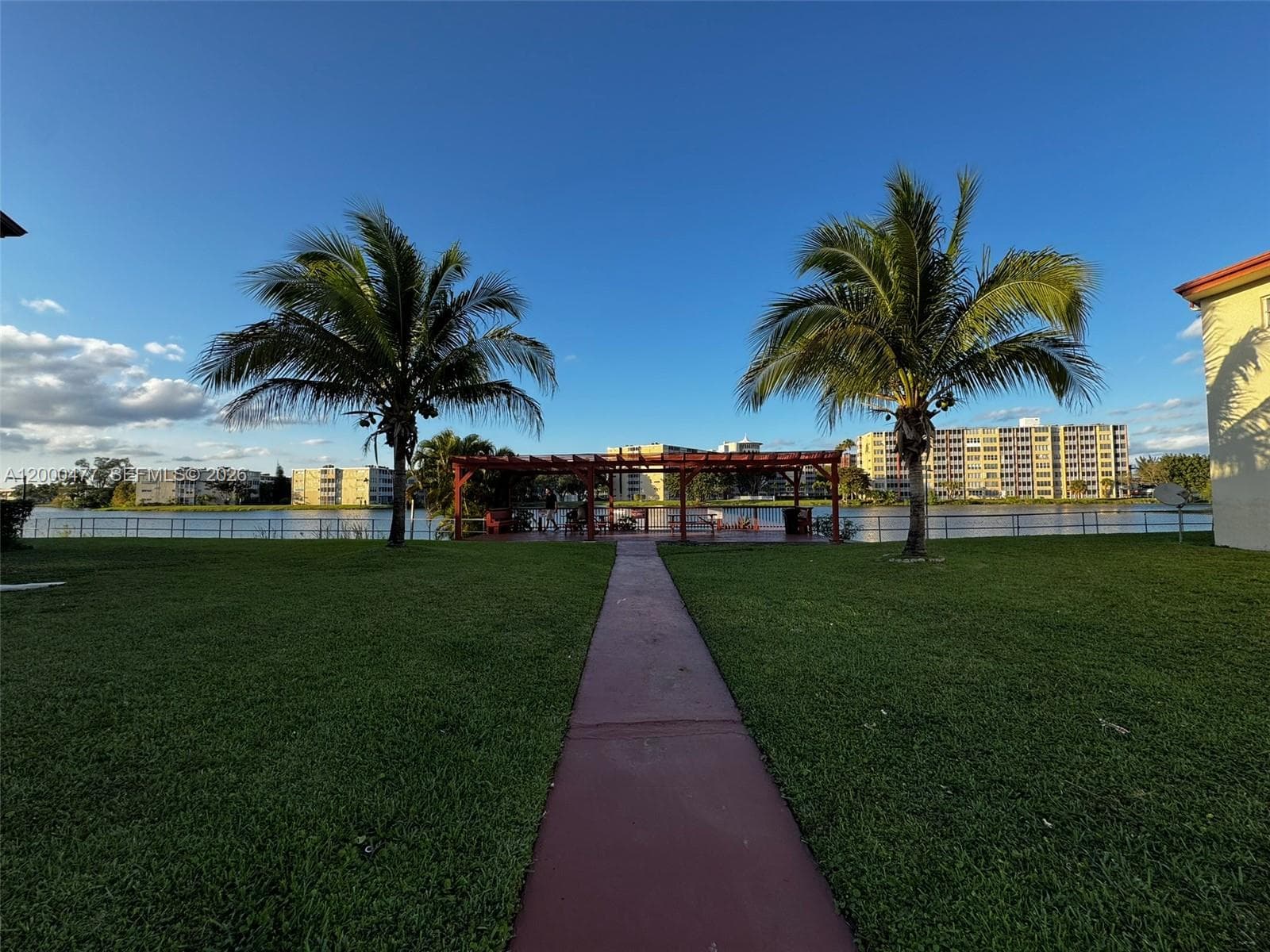 SKY LAKE GARDENS NO 1 CON · #103 in Miami - Photo 7