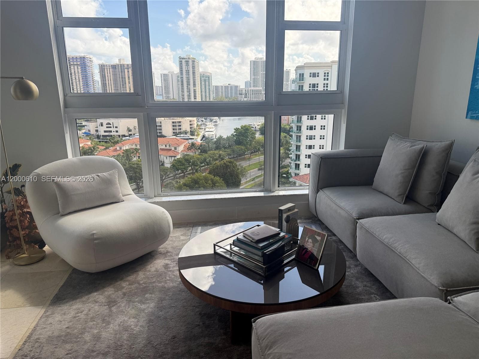 TURNBERRY VLG · #PH09 in Aventura - Photo 6