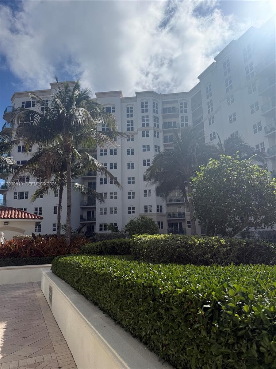 TURNBERRY VLG · #PH09 in Aventura - Photo 24