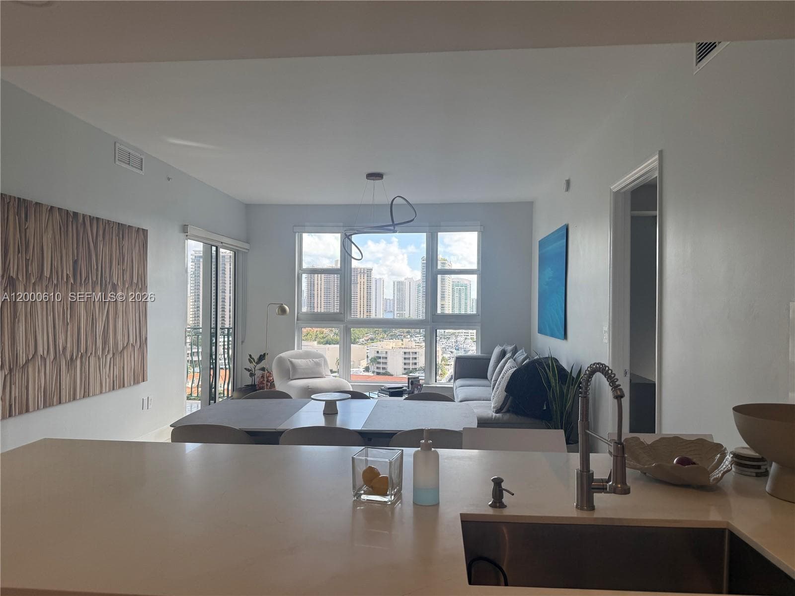 TURNBERRY VLG · #PH09 in Aventura - Photo 4