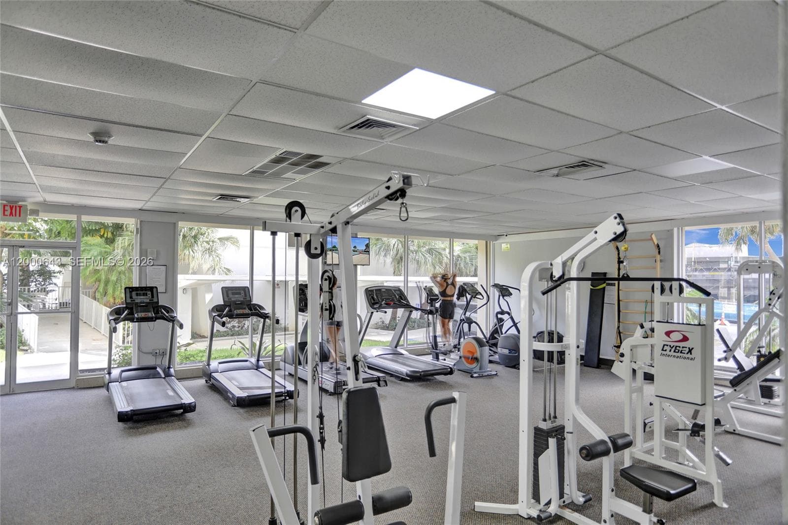 Arlen House Condo · #PH10 in Sunny Isles Beach - Photo 24