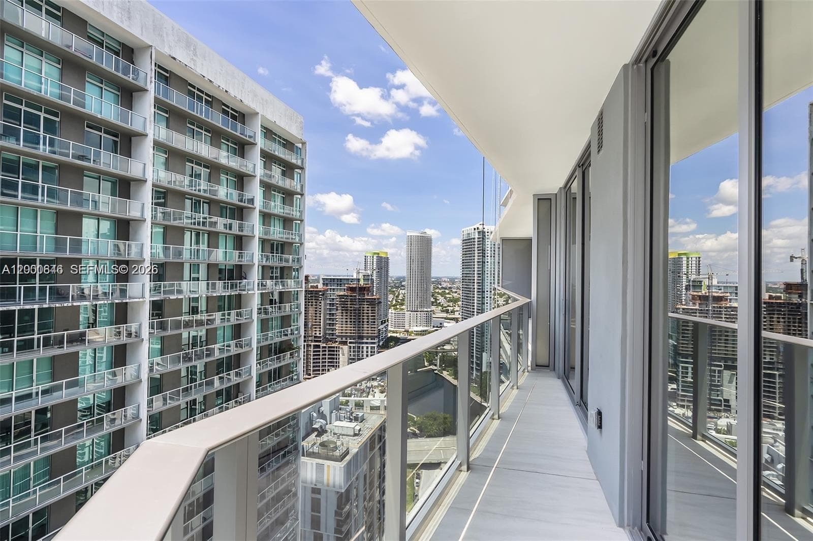 Viceroy Brickell Residences · #2013 in Miami - Photo 11