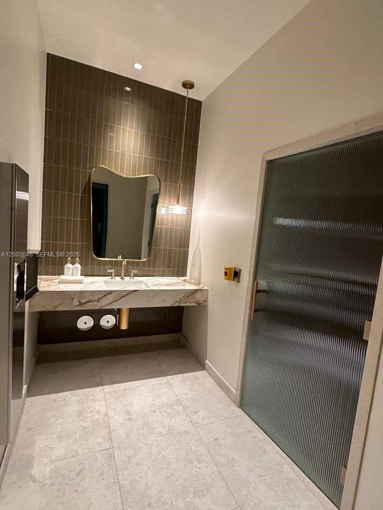 Viceroy Brickell Residences · #2013 in Miami - Photo 21