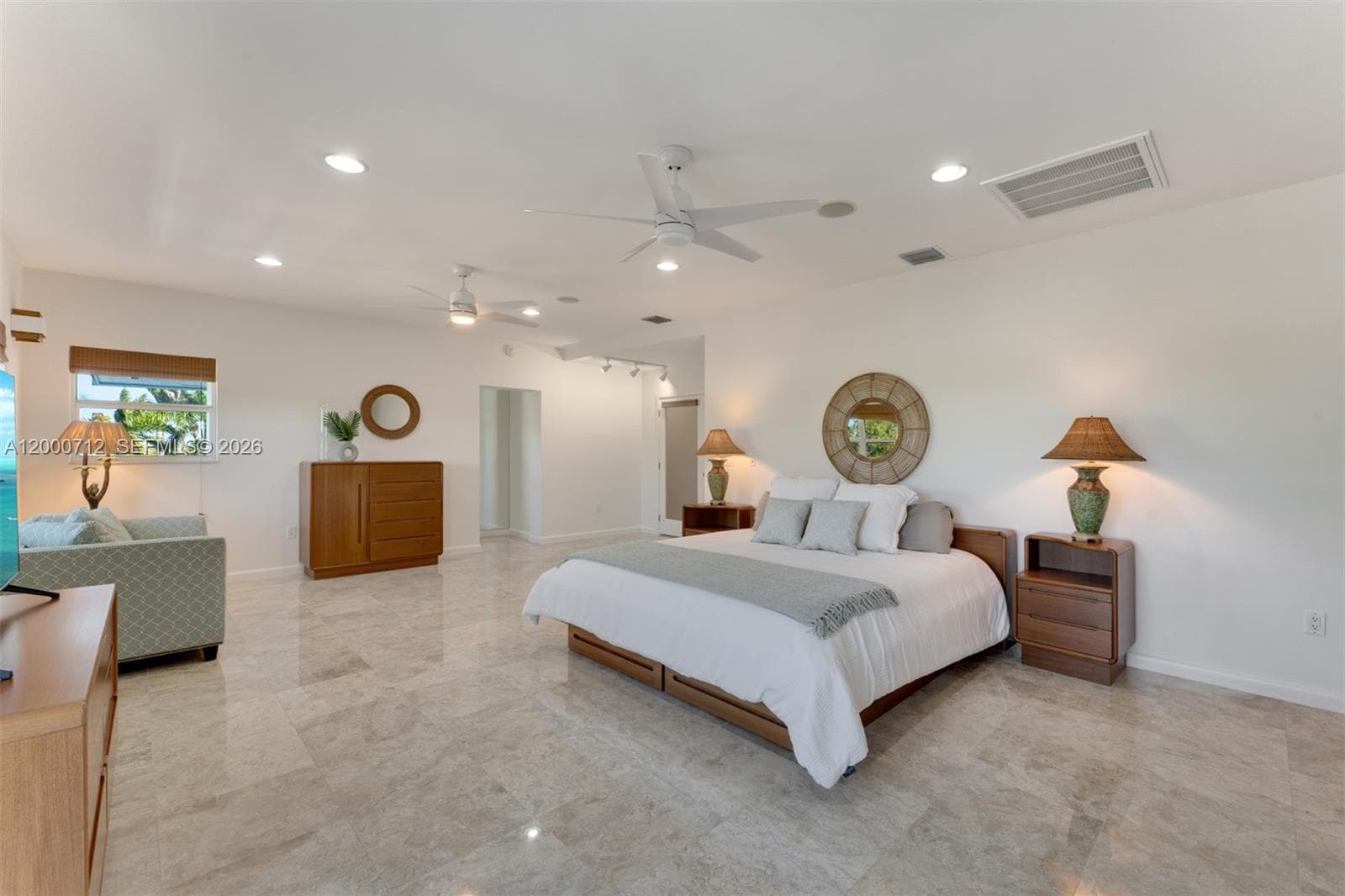 137 Sapodilla Dr photo 39