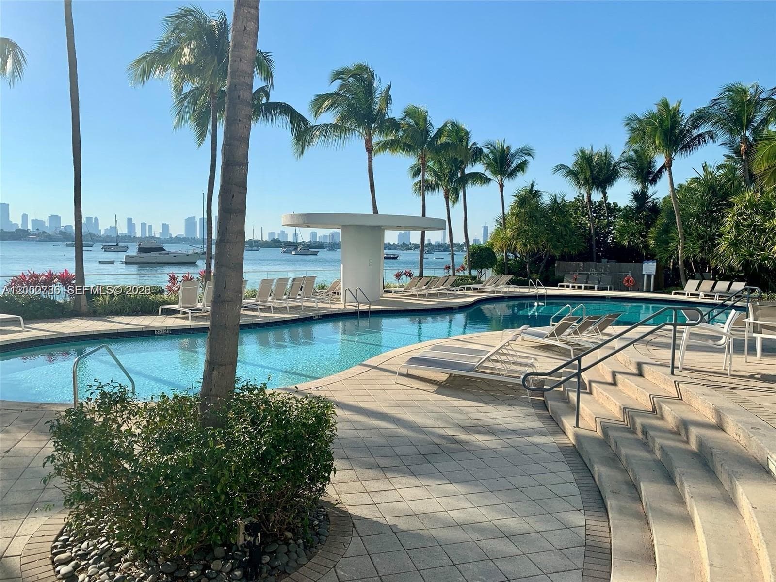 THE WAVERLY AT SOUTH BEAC · #711 in Miami Beach - Photo 26