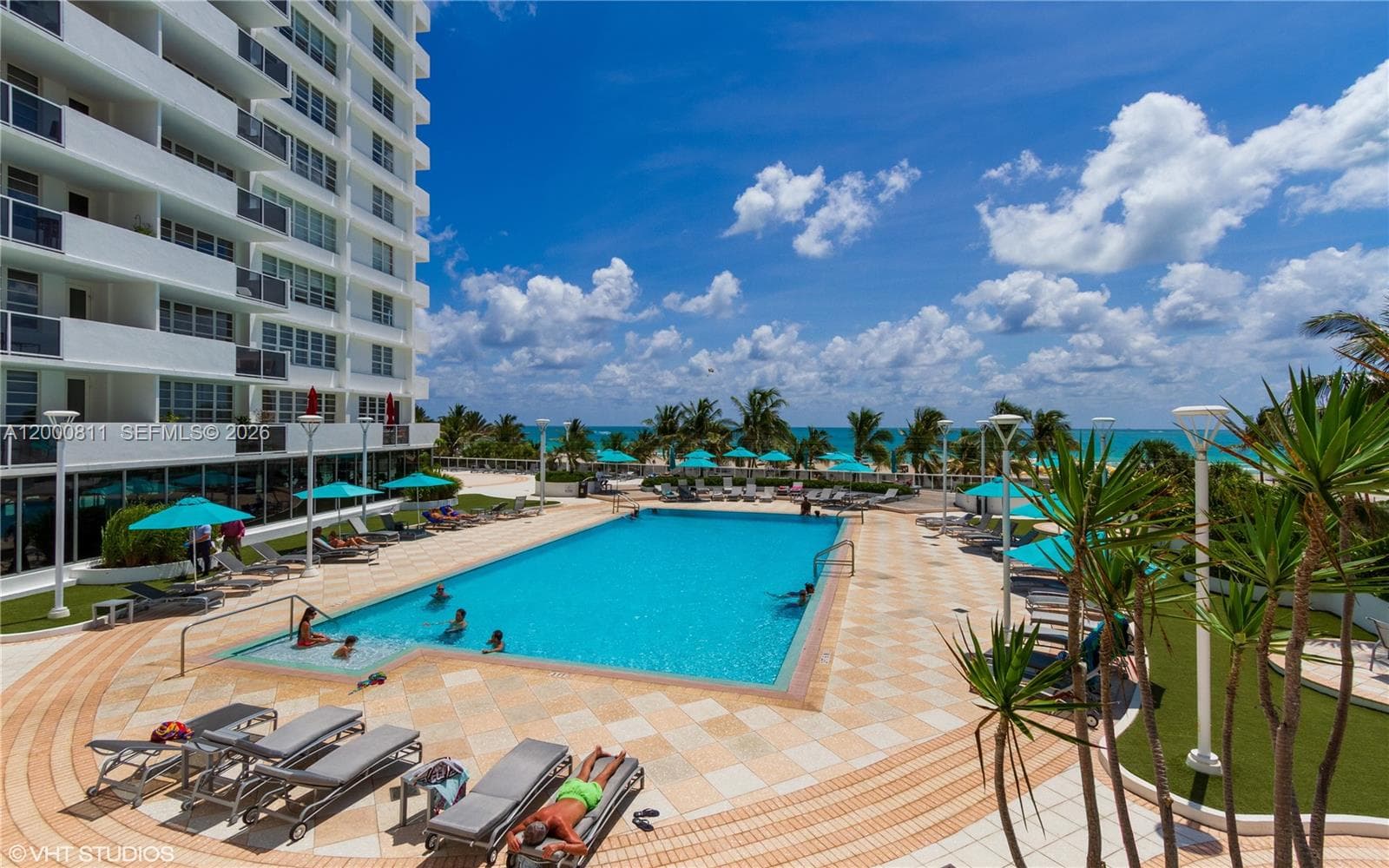 The Decoplage · #1405 in Miami Beach - Photo 18