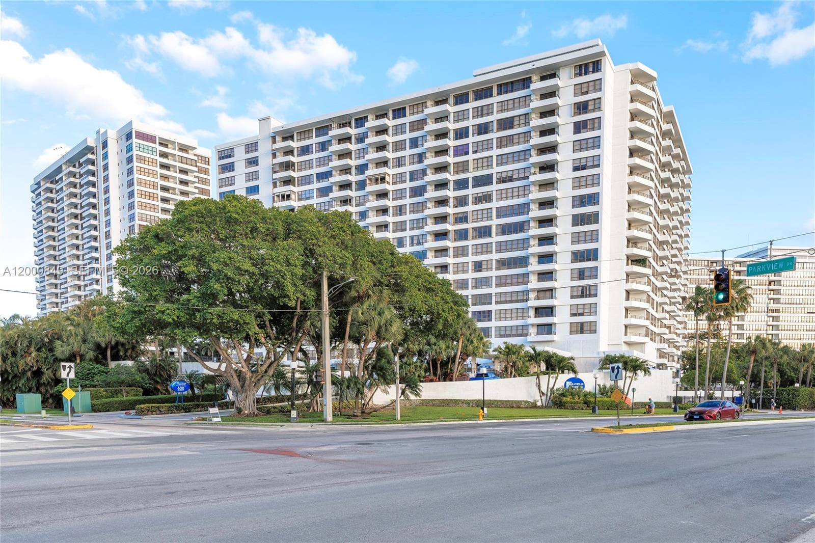 Olympus · #618 in Hallandale Beach - Photo 31