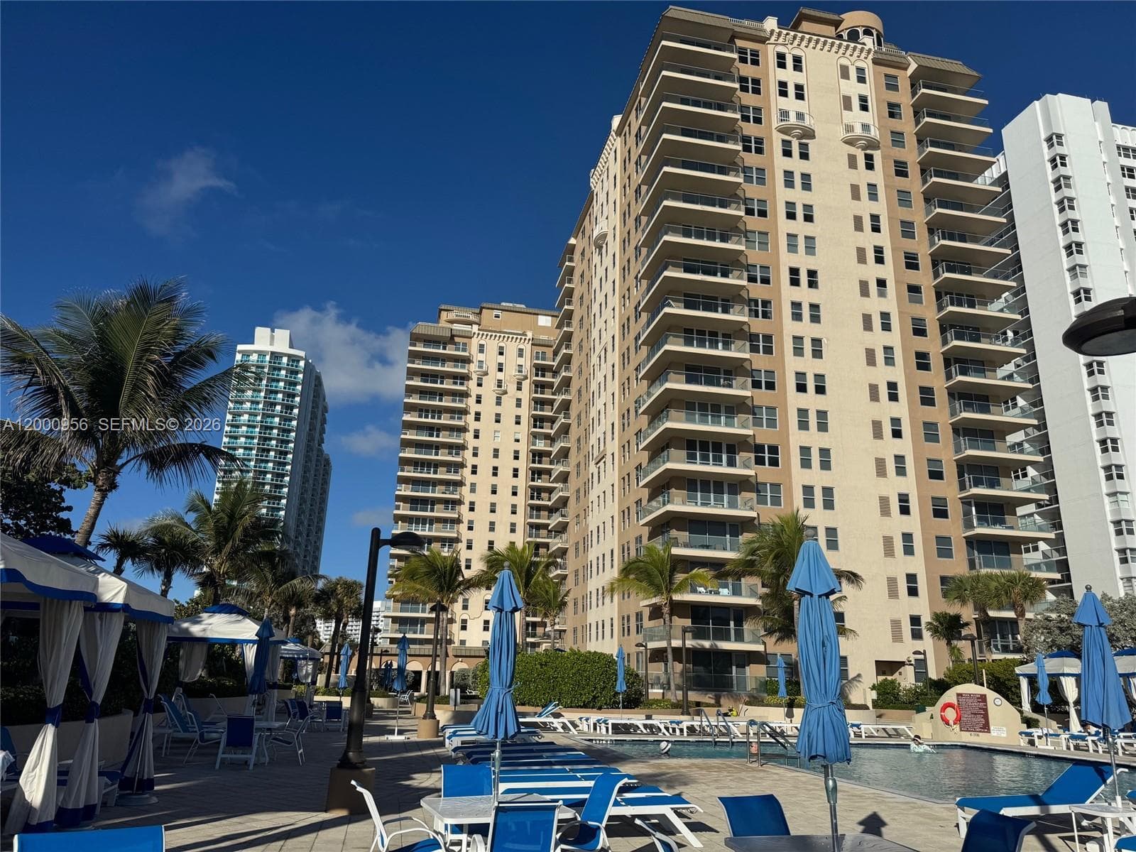 Malaga Towers · #17C in Hallandale Beach - Photo 34