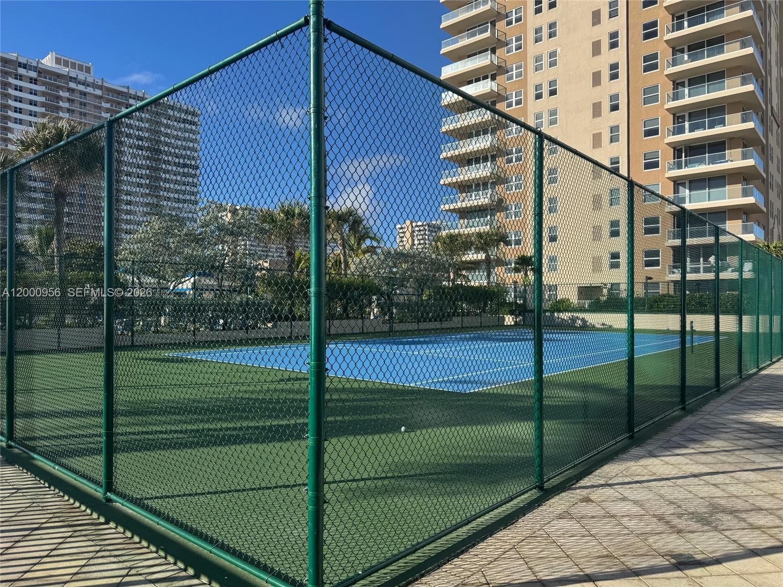 Malaga Towers · #17C in Hallandale Beach - Photo 60