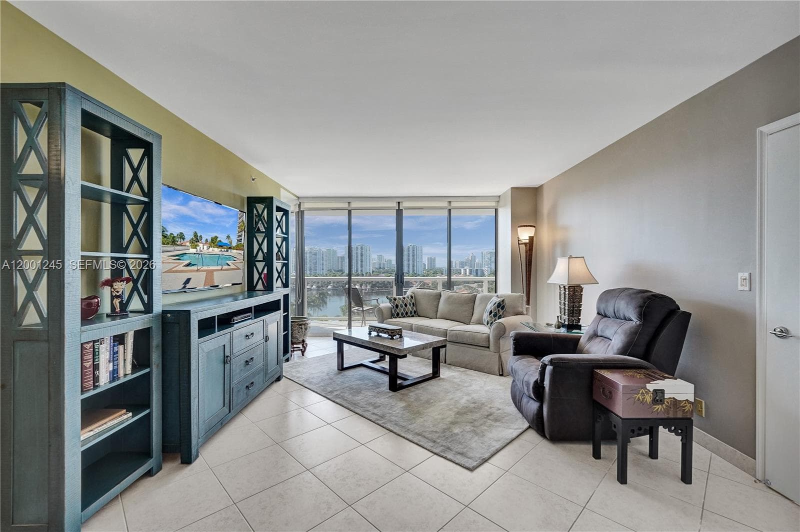HARBOR TOWERS · #904 in Aventura - Photo 13
