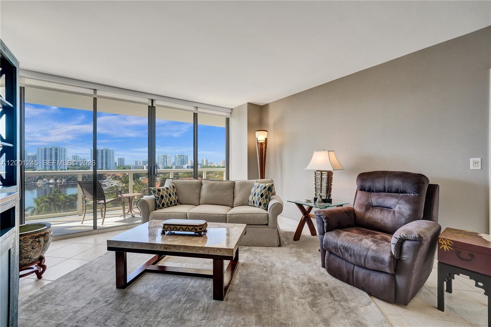 HARBOR TOWERS · #904 in Aventura - Photo 16