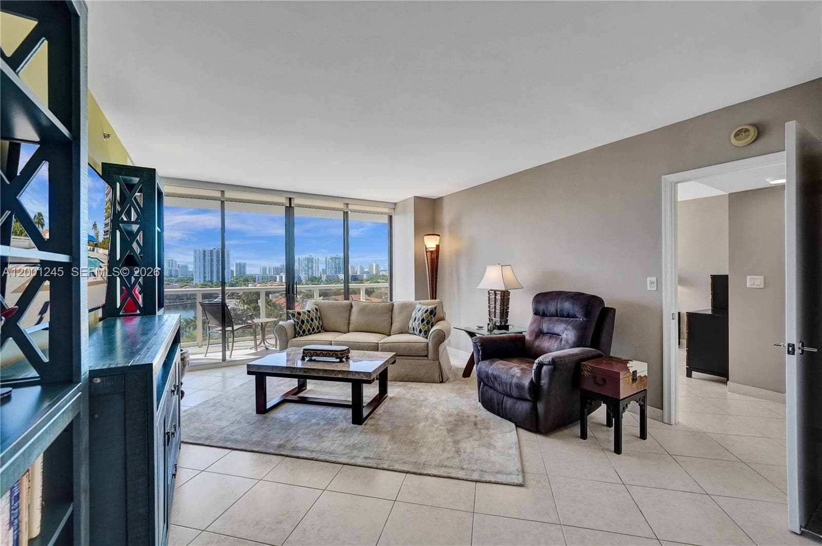 HARBOR TOWERS · #904 in Aventura - Photo 3