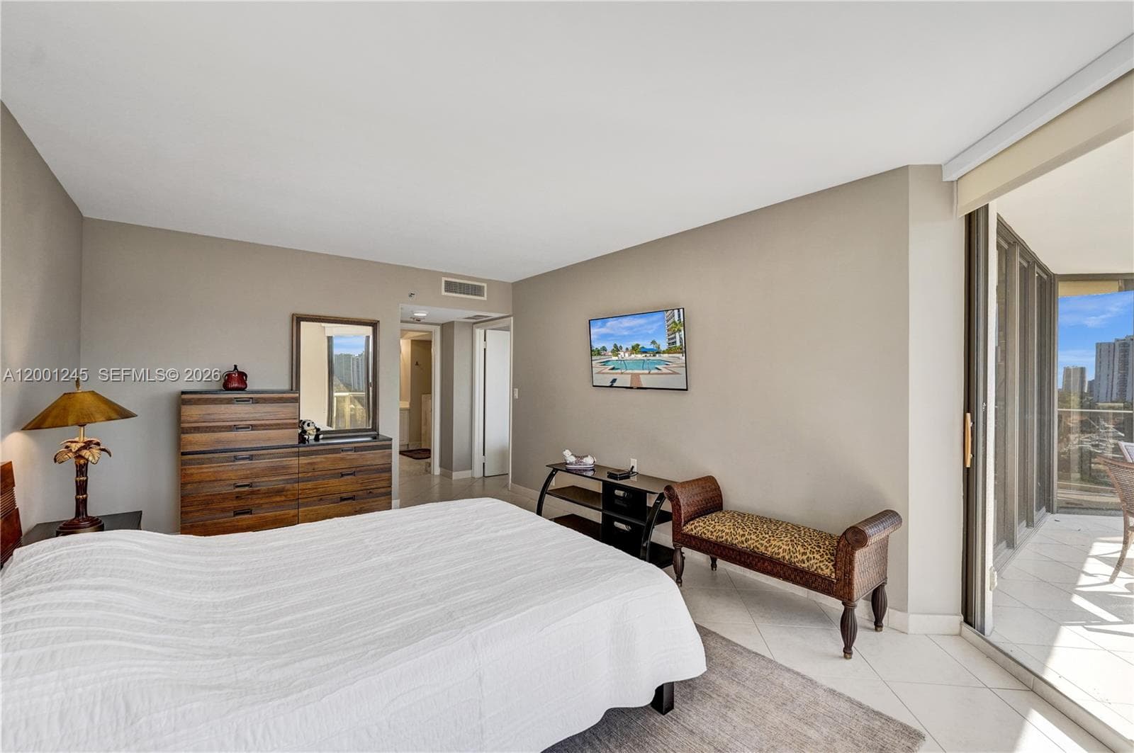 HARBOR TOWERS · #904 in Aventura - Photo 34