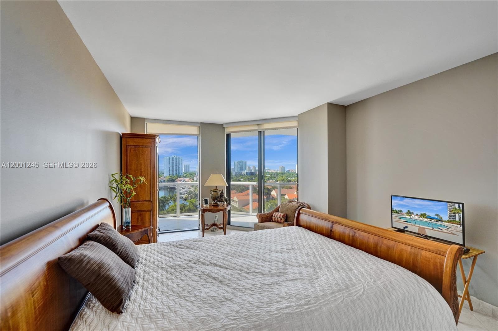 HARBOR TOWERS · #904 in Aventura - Photo 45