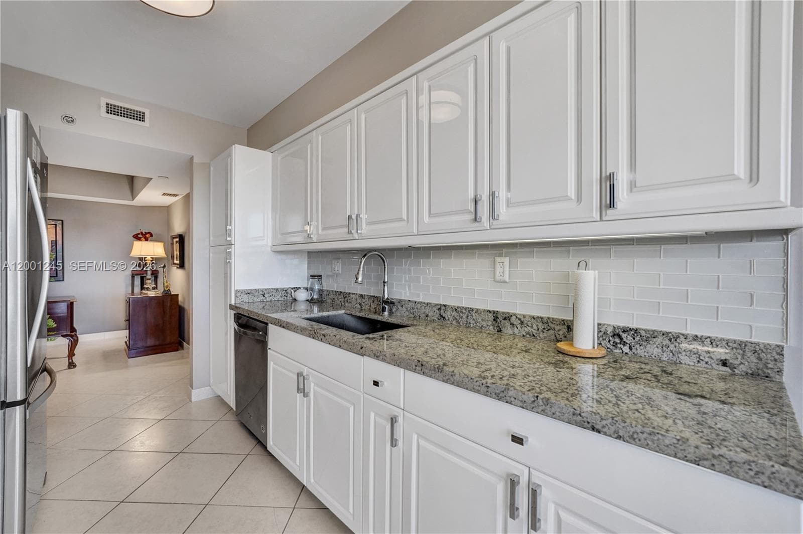 HARBOR TOWERS · #904 in Aventura - Photo 21