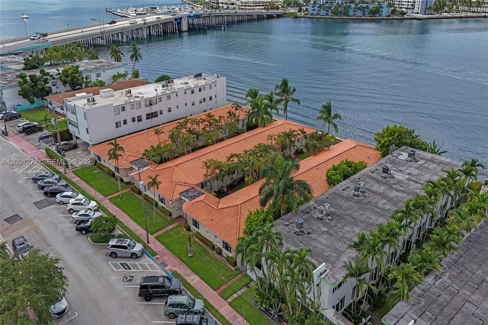 ENCLAVE WATERSIDE VILLAS · #3-20 in Miami Beach - Photo 2