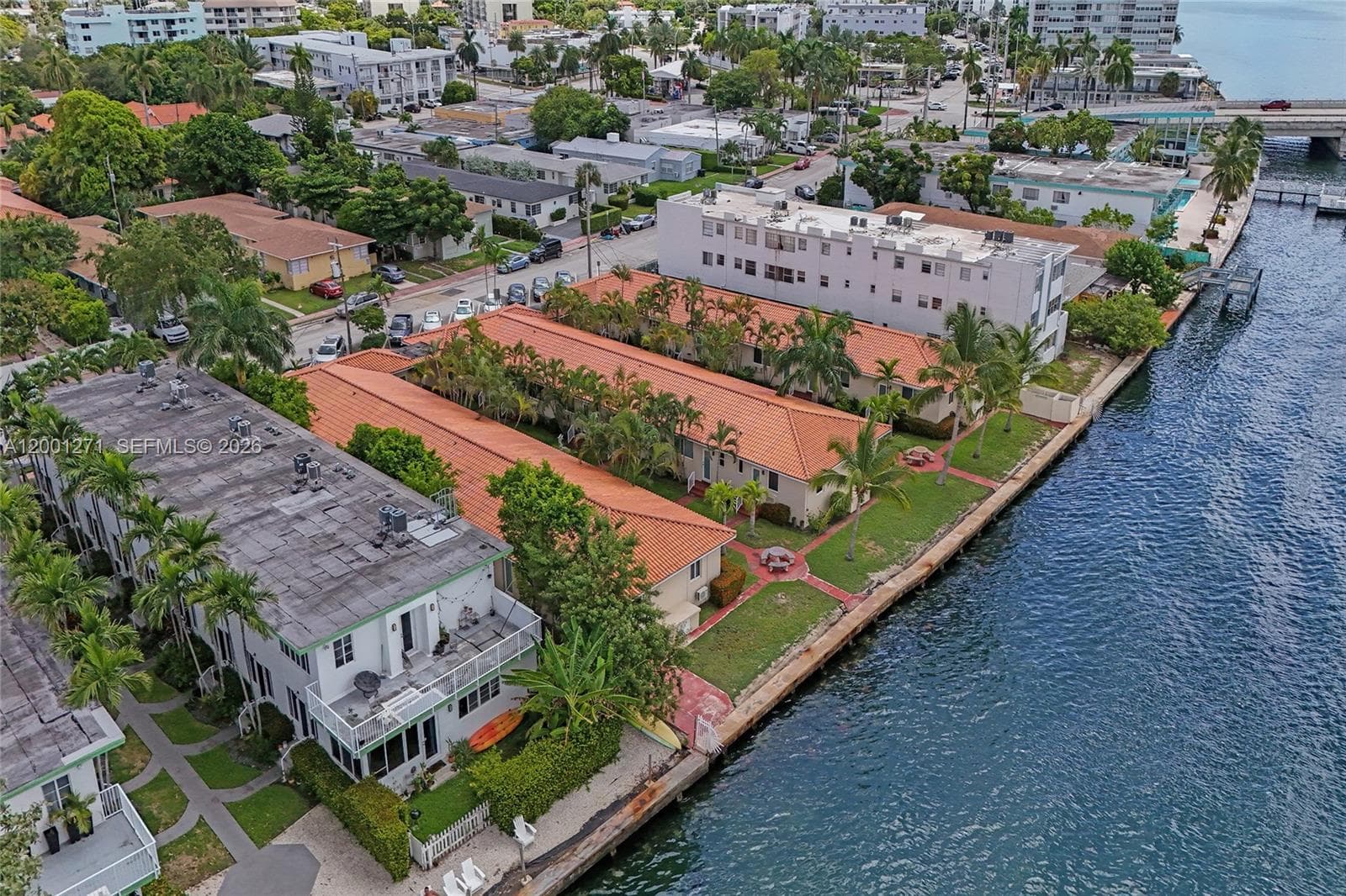 ENCLAVE WATERSIDE VILLAS · #3-20 in Miami Beach - Photo 4