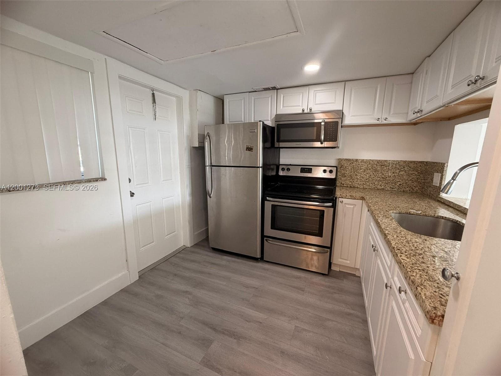 BISC LAKE GARDENS NO 2 BL · #K102 in Aventura - Photo 1