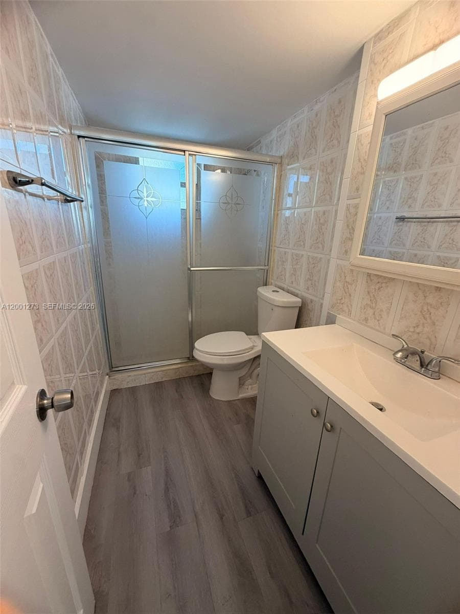 BISC LAKE GARDENS NO 2 BL · #K102 in Aventura - Photo 15