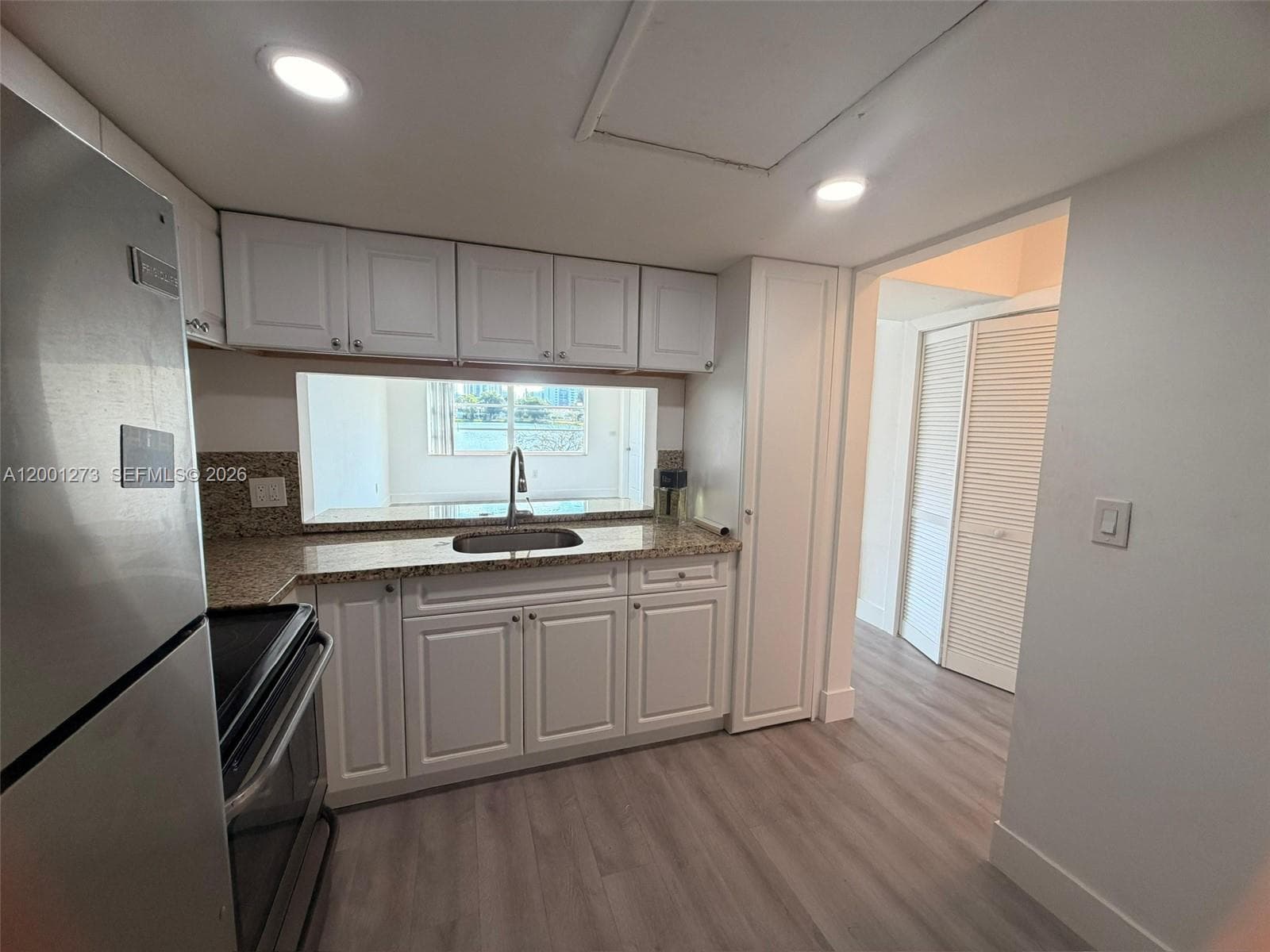BISC LAKE GARDENS NO 2 BL · #K102 in Aventura - Photo 4