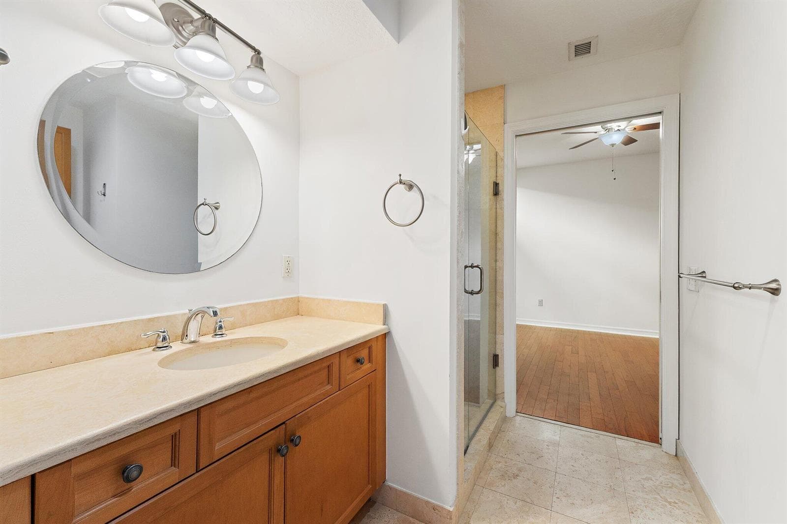 020-314InletWay-101-PalmBeachShores