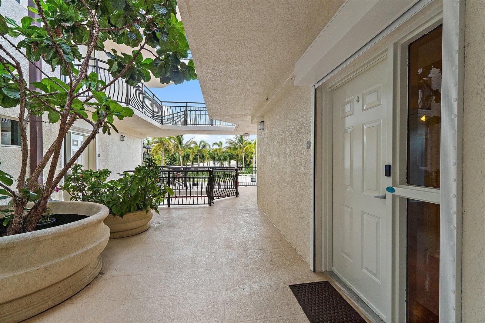 006-314InletWay-101-PalmBeachShores