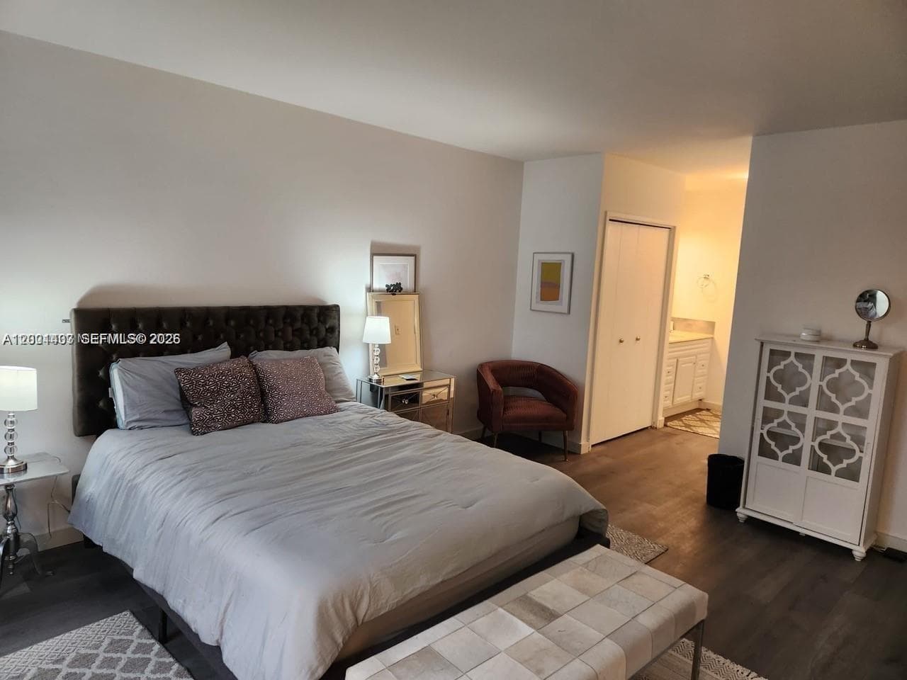 SEACOAST 5700 · #4N in Miami Beach - Photo 17
