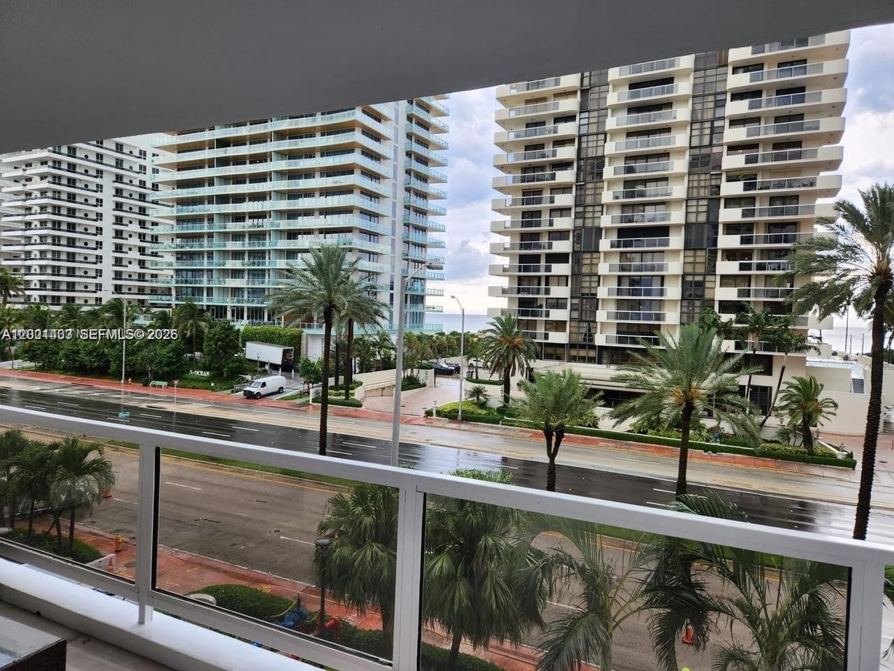 SEACOAST 5700 · #4N in Miami Beach - Photo 28