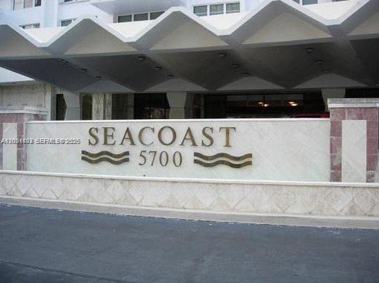SEACOAST 5700 · #4N in Miami Beach - Photo 34