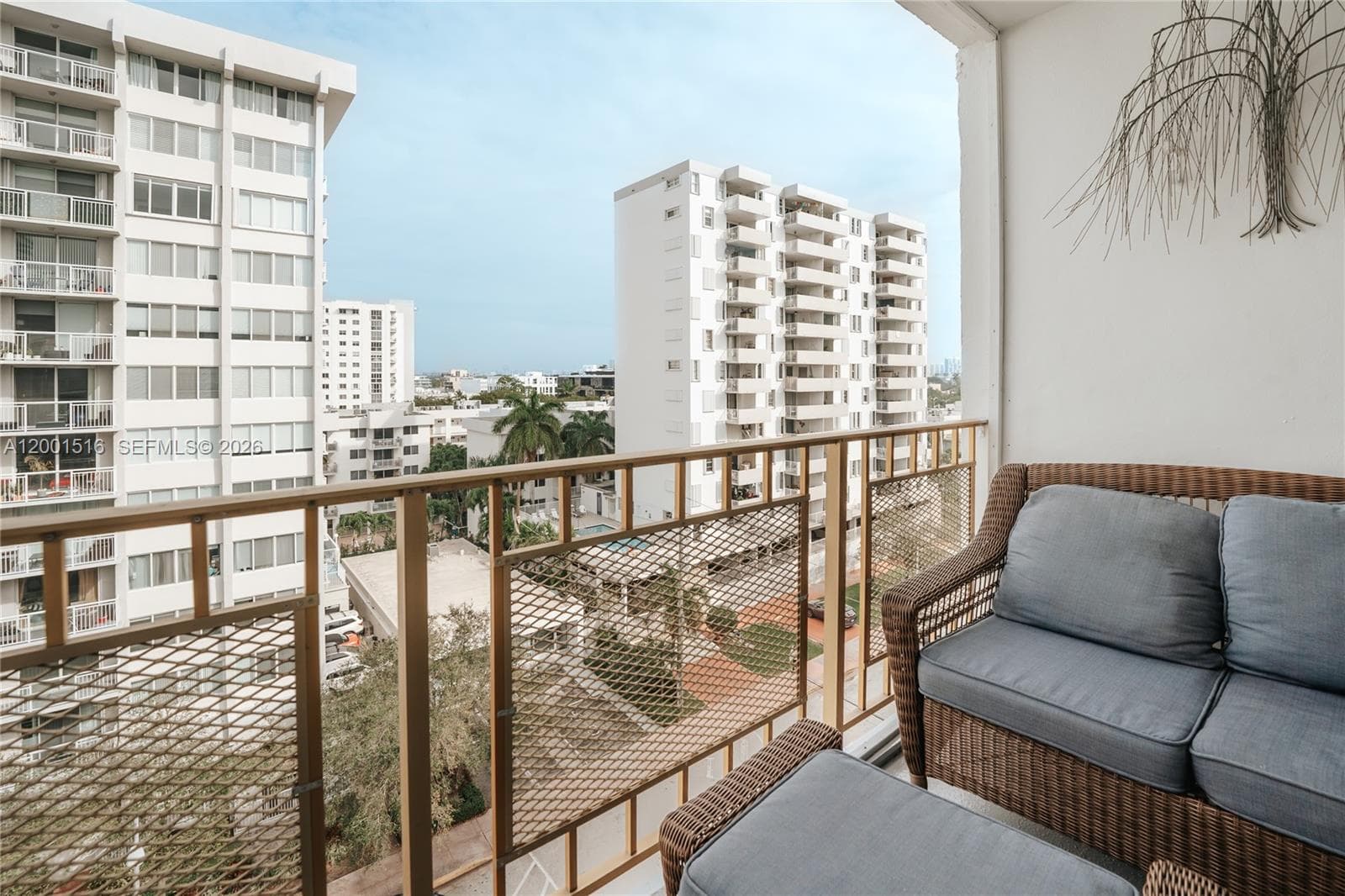GOLDEN HOUSE CONDO · #805 in Miami Beach - Photo 1