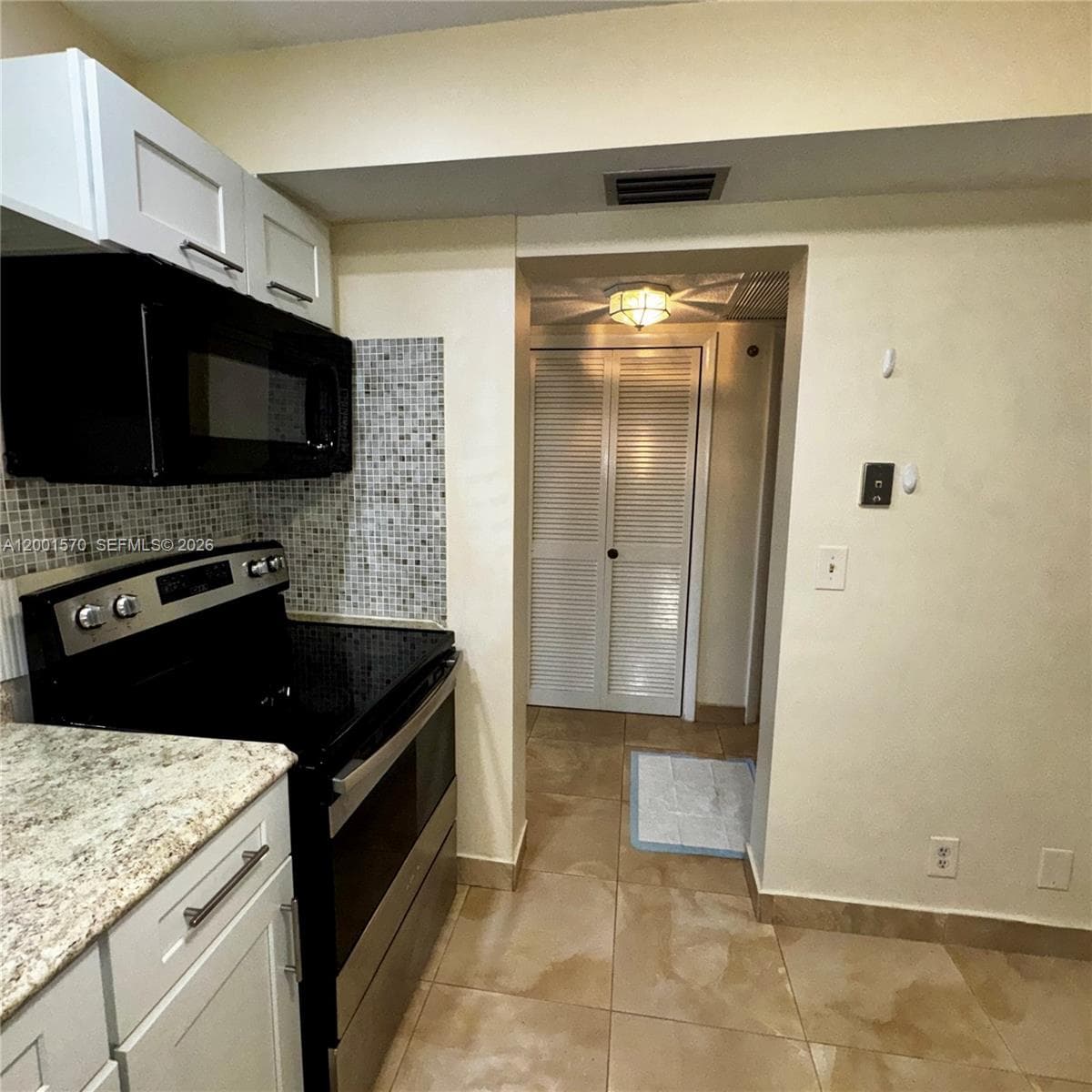 FIRST GULFSTREAM GARDEN · #203A in Hallandale Beach - Photo 3