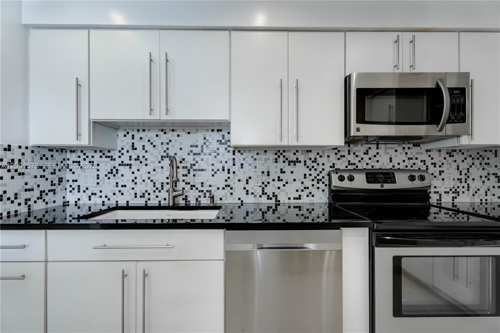 1000 Venetian Way · #408 in Miami - Photo 6