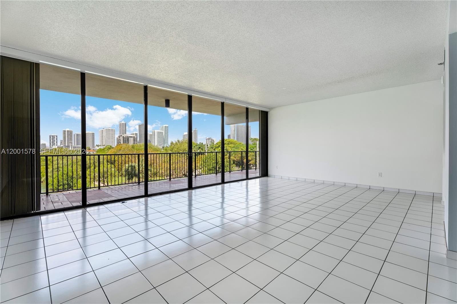 1000 Venetian Way · #408 in Miami - Photo 32