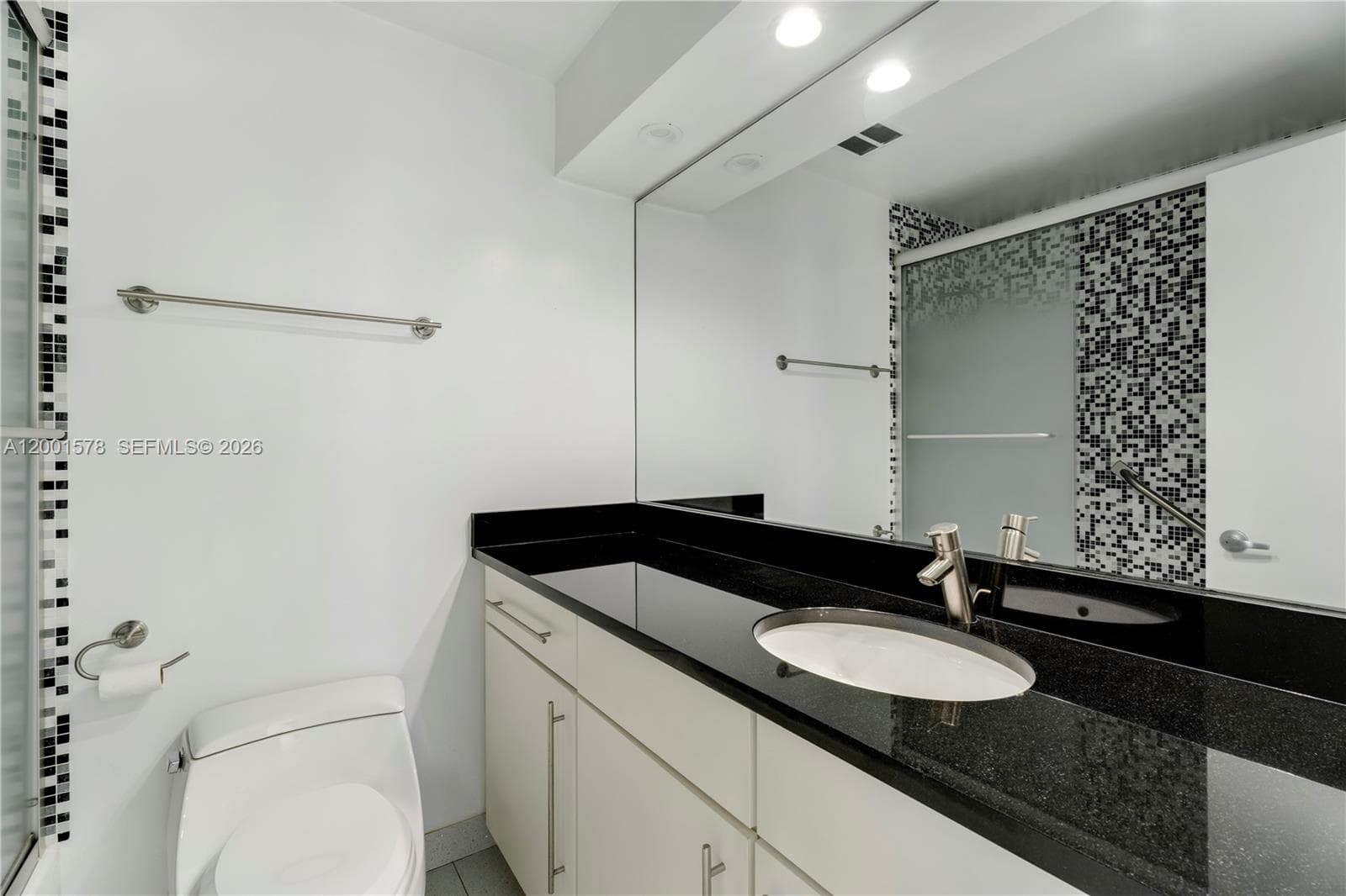 1000 Venetian Way · #408 in Miami - Photo 18