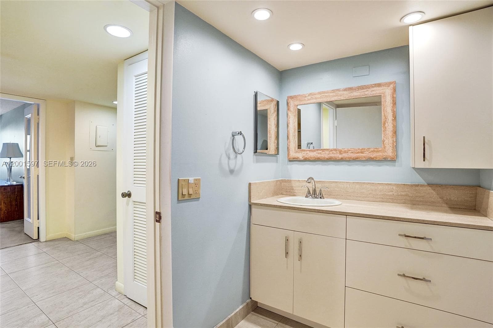 Summit Condo · #604N in Hollywood - Photo 37