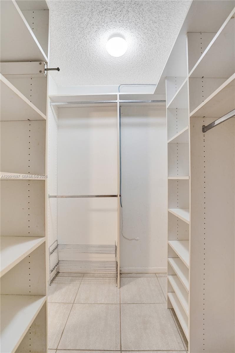 Summit Condo · #604N in Hollywood - Photo 29
