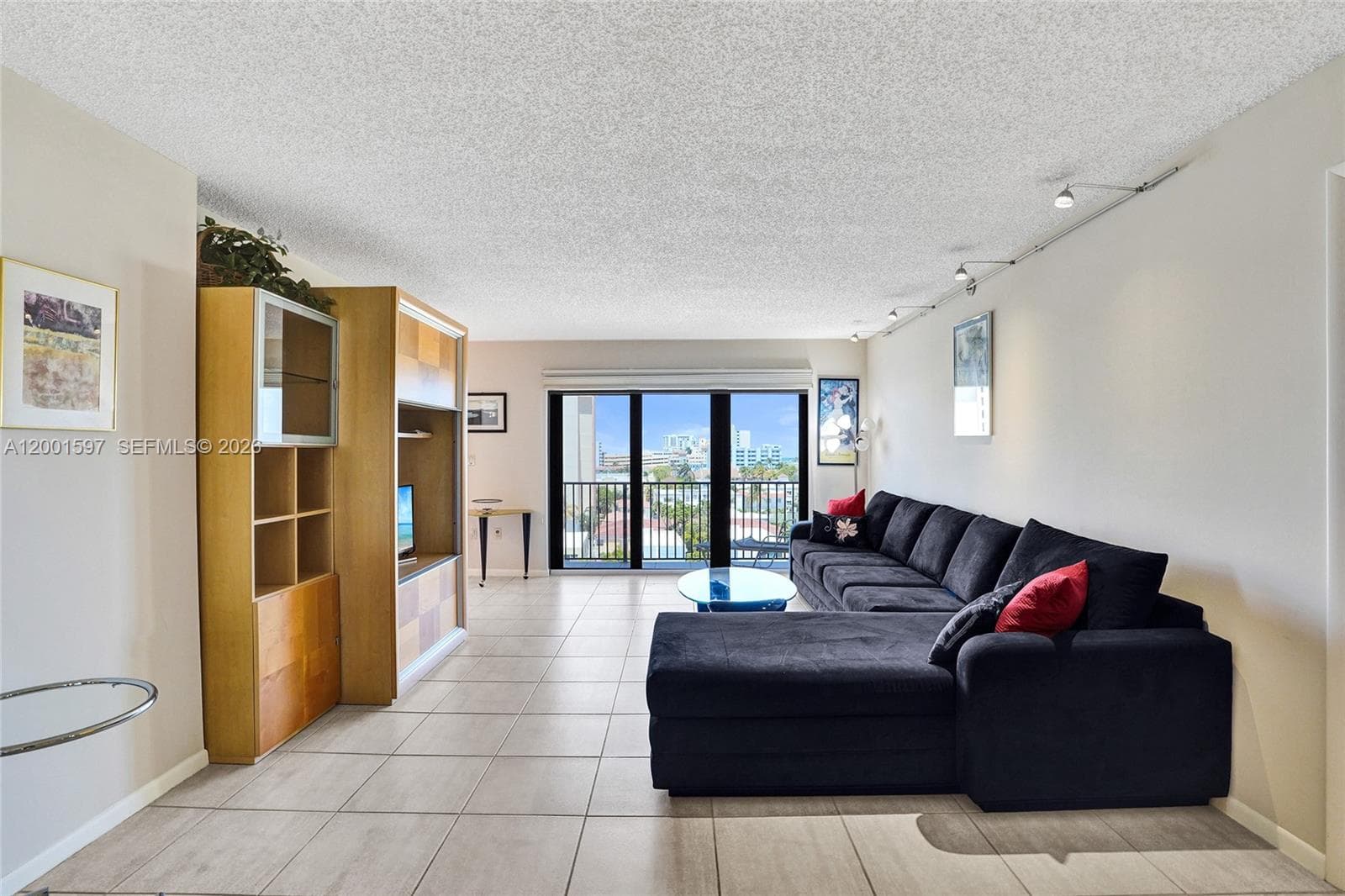 Summit Condo · #604N in Hollywood - Photo 4
