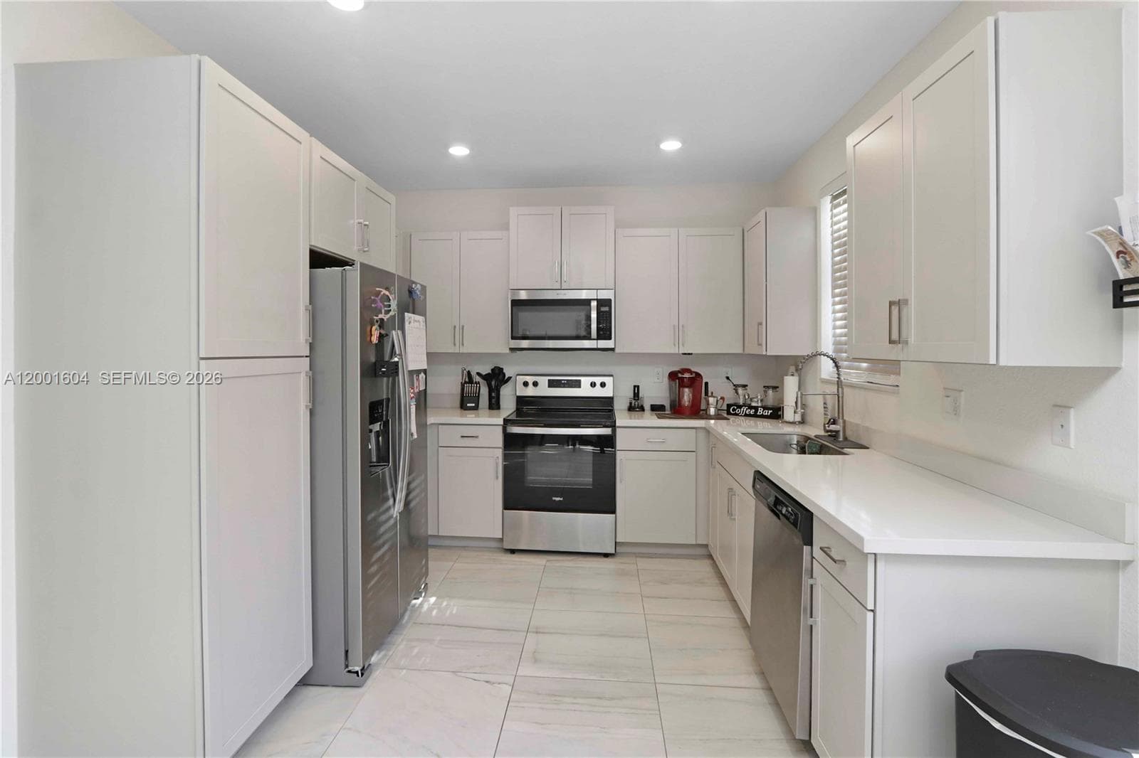 2432 SE 10th Ct #. photo 11