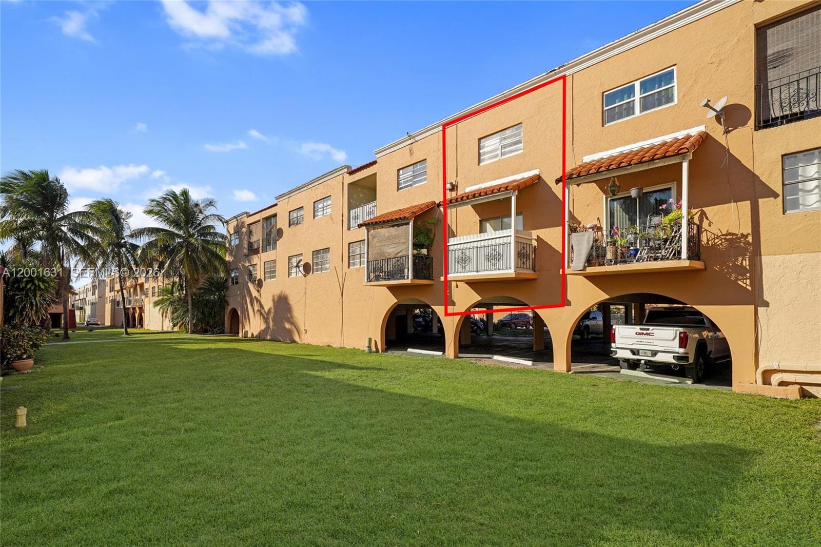 Villa Catalina · #429 in Hialeah - Photo 23