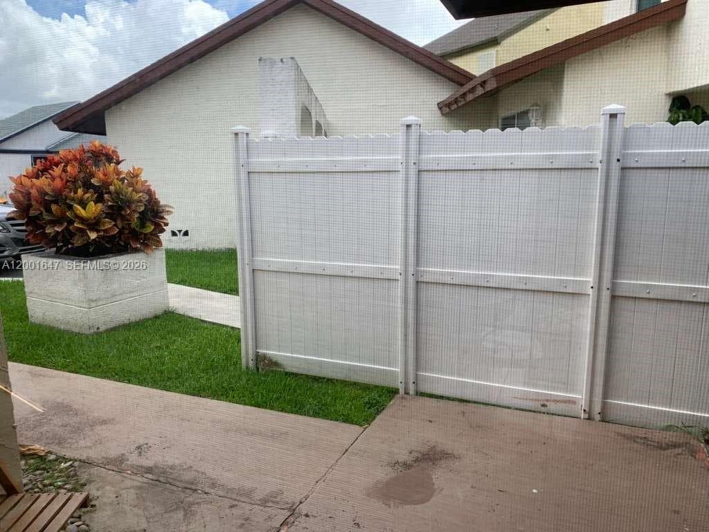 7010 SW 103rd Pl photo 21
