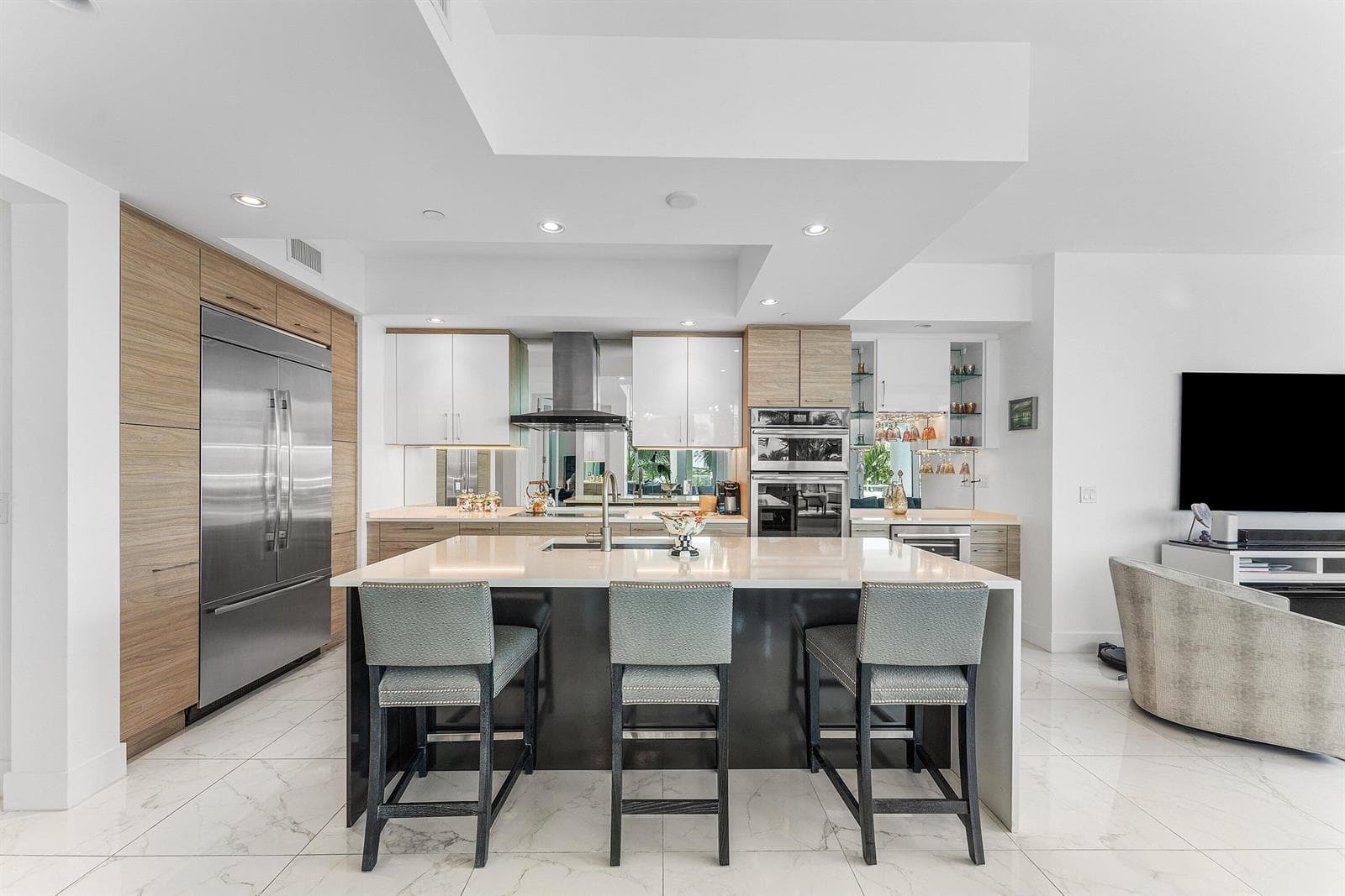 Open Kitchen