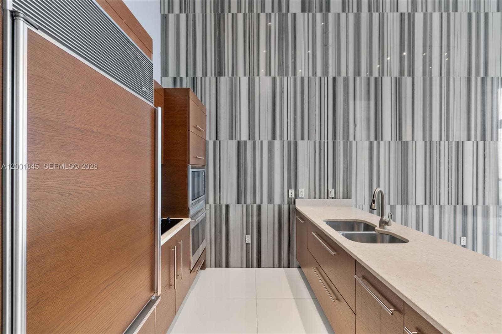 Icon Brickell I · #2812 in Miami - Photo 2