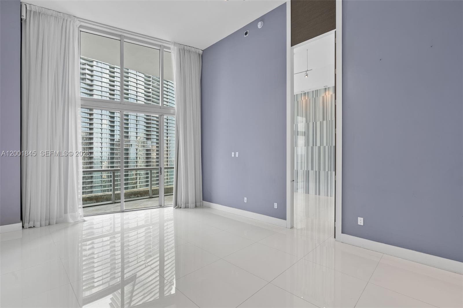 Icon Brickell I · #2812 in Miami - Photo 9