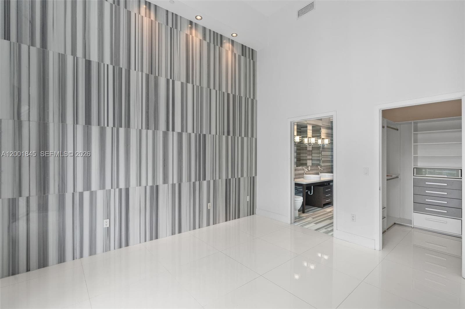 Icon Brickell I · #2812 in Miami - Photo 14