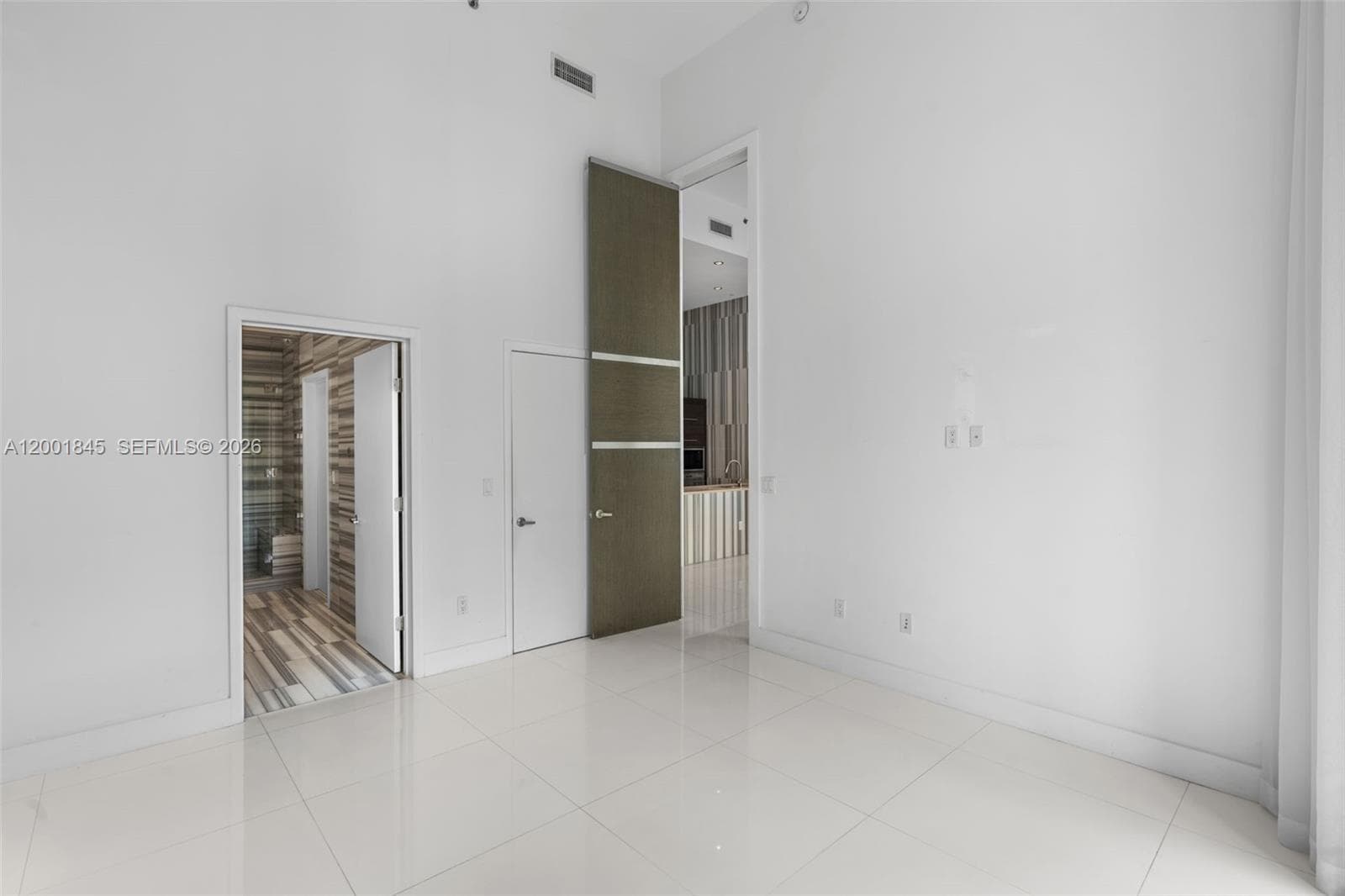 Icon Brickell I · #2812 in Miami - Photo 15