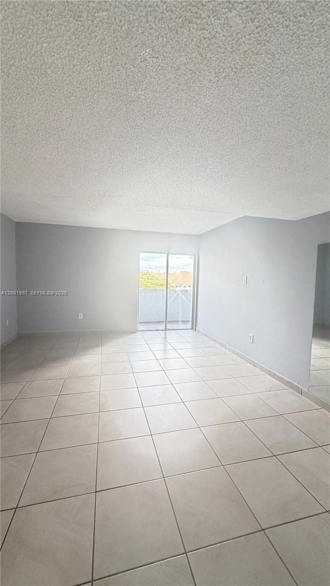 THE BEACH CLUB FONTAINEBL · #L304 in Miami - Photo 42
