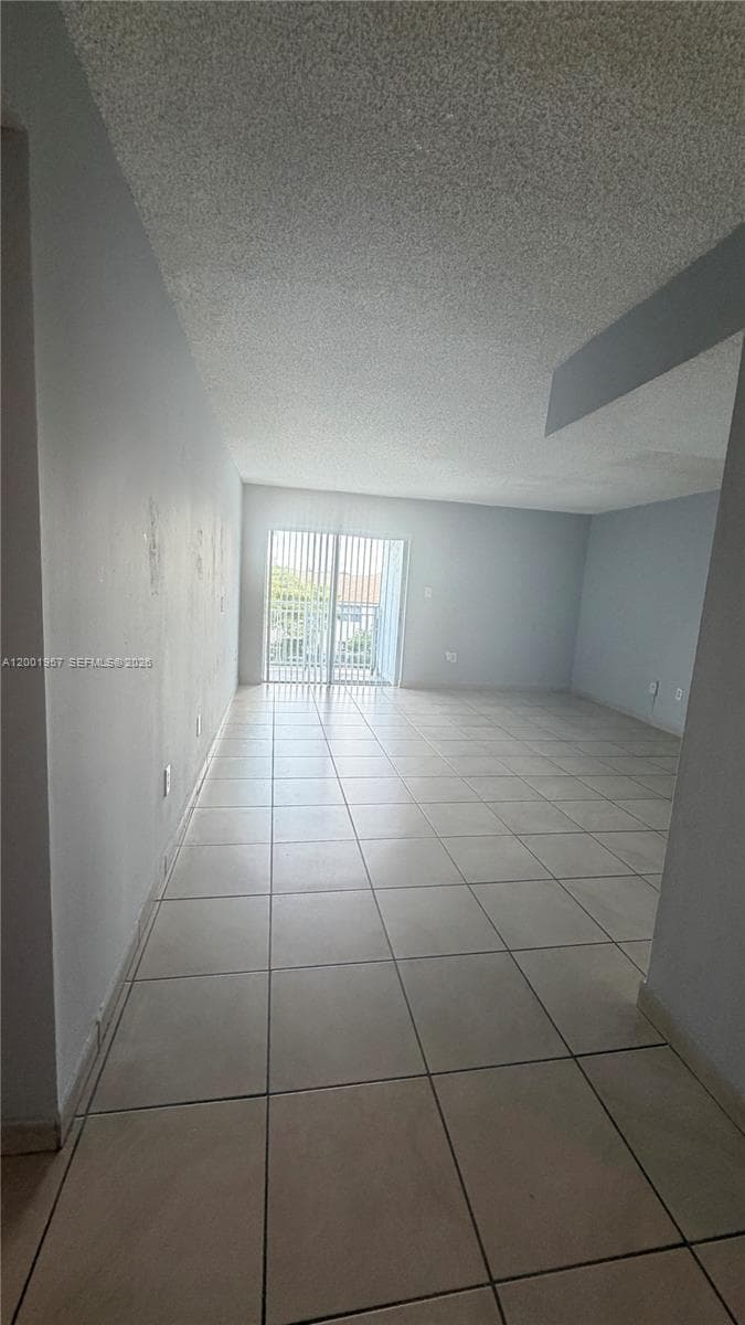 THE BEACH CLUB FONTAINEBL · #L304 in Miami - Photo 10