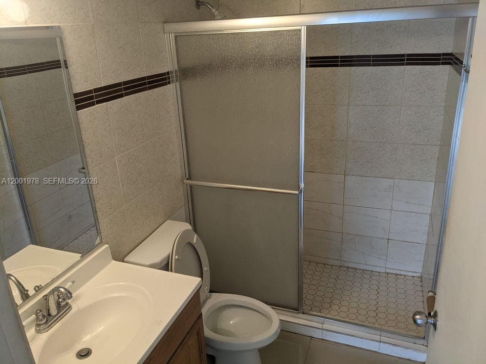LAS BRISAS@ COUNTRY CLUB · #B209 in Hialeah - Photo 12