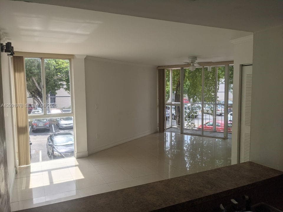 LAS BRISAS@ COUNTRY CLUB · #B209 in Hialeah - Photo 8